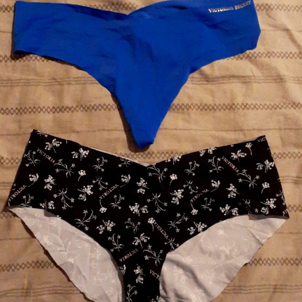 COPY - Victoria secret panties 2ct